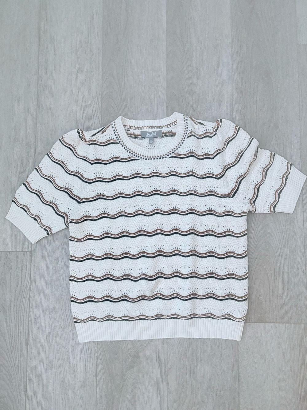 Marled White Striped Short-Sleeve Sweater Top